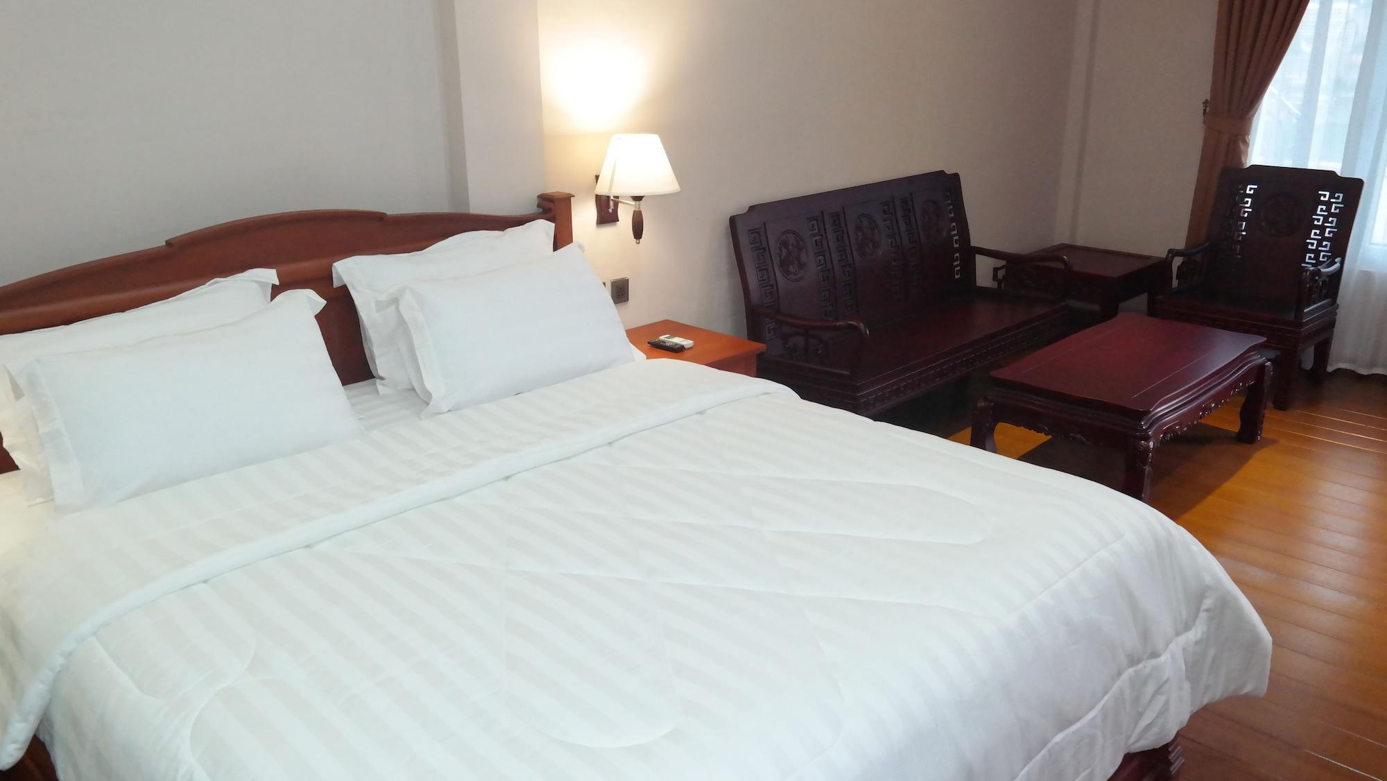 Thong'S Inn Hotel Kualanamu Medan Buitenkant foto